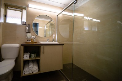 Deluxe Spa Bathroom